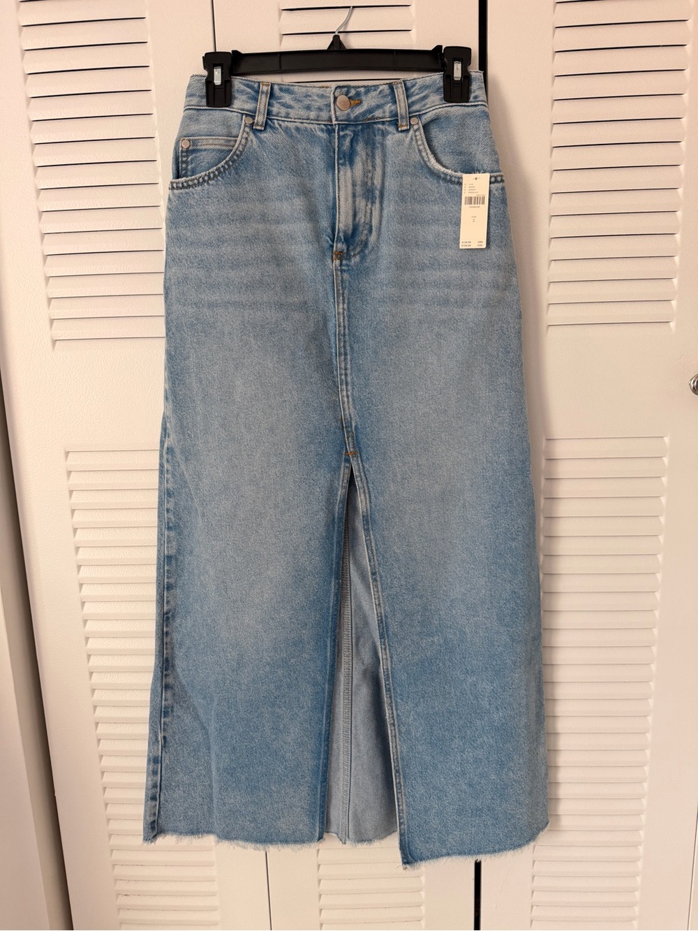 NWT Pilcro Light Wash Denim Midi Skirt with Front Slit